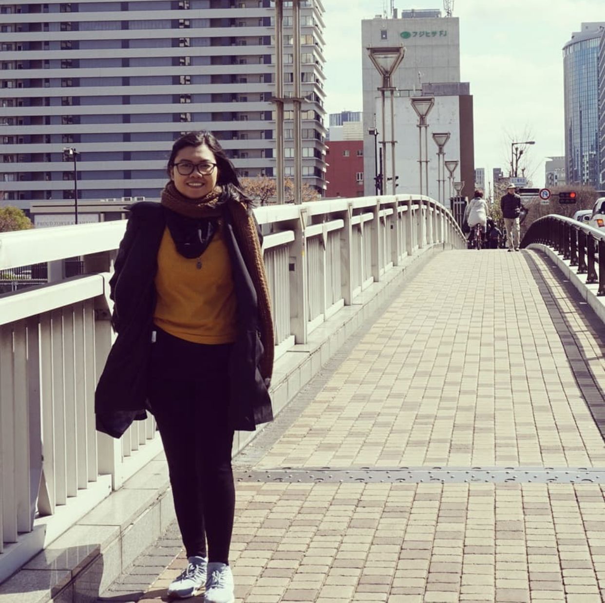 Instagram - @aliandsr