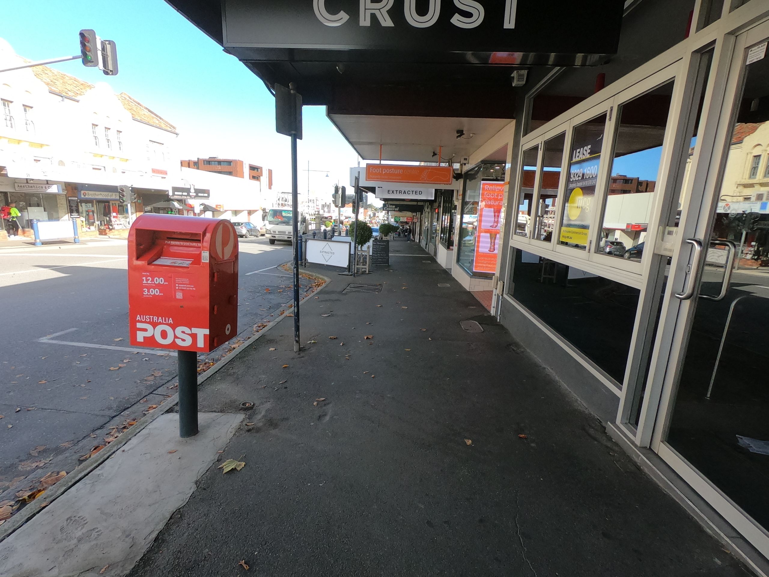 The main street of Ivanhoe with no people visible.